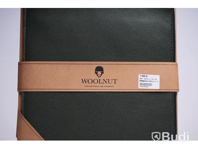Läderfodral för MACBOOK PRO / WOOLNUT / 16-INCH